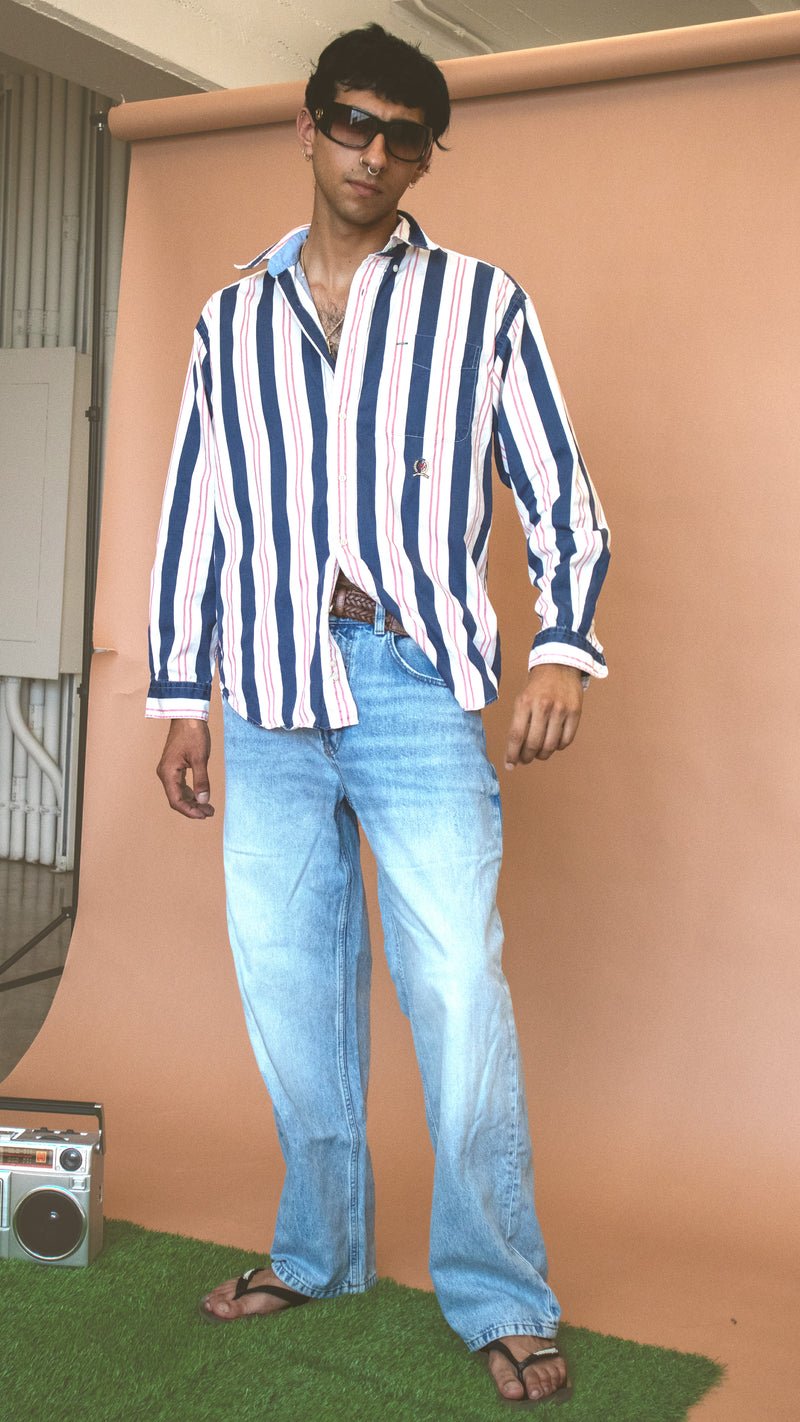 Tommy Hilfiger Button Up Y2K